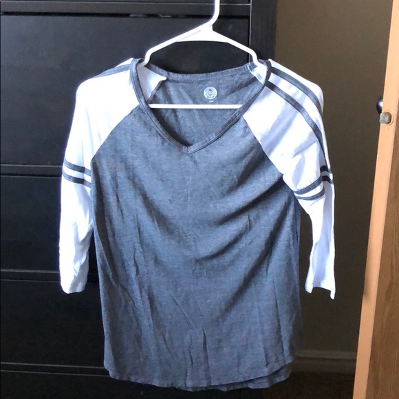 Shirt - Picture 1 of 1